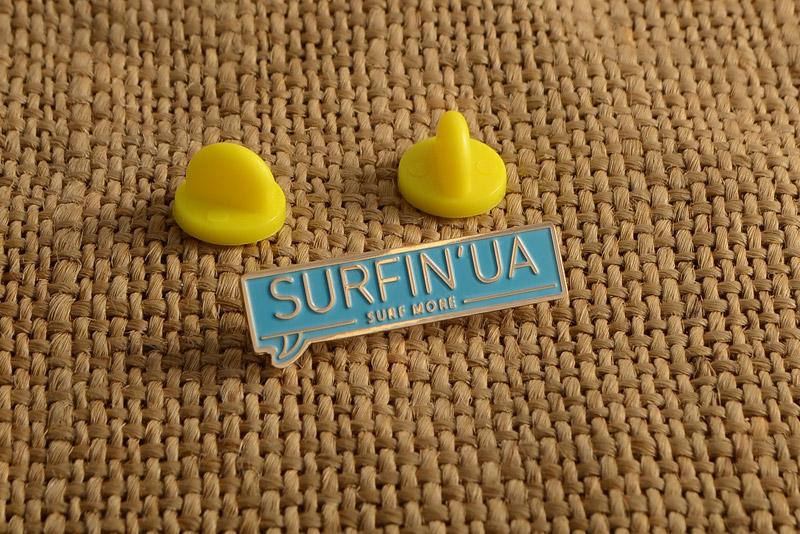 Значки Surfin'ua