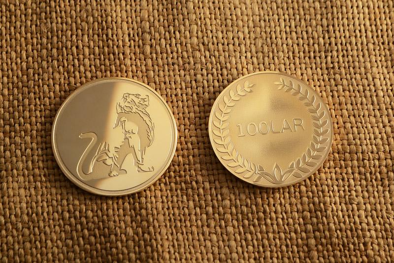 Монета 100 LAR